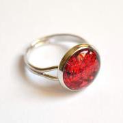 Sparkling red ring - glass cabochon and glitters
